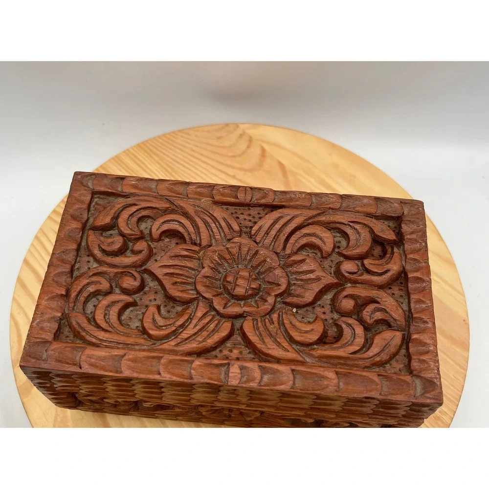 Vintage Hand Carved Floral Wood Jewelry Trinket Box Red Felt Lined Footed 6.5